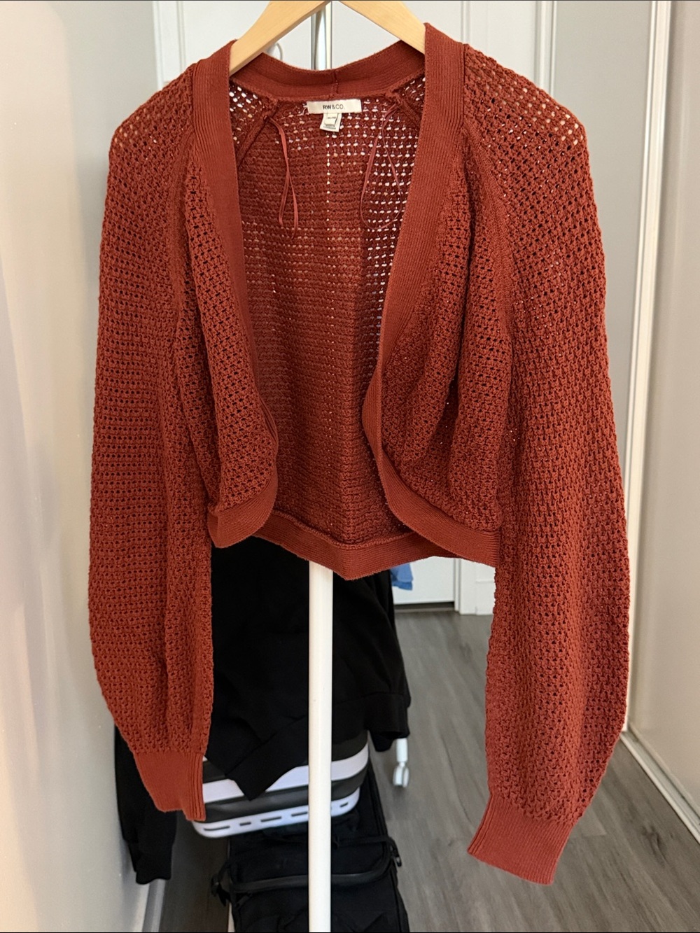 RW&CO. Rust Open-Knit Cropped Cardigan